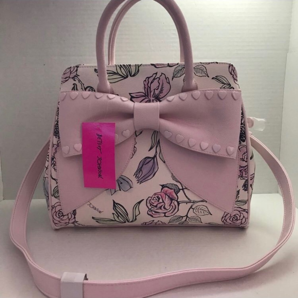 *MAKE AN OFFER* Betsey Johnson Floral Purse 💐🌷